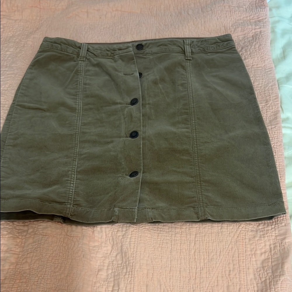 G.H. Bass & Co. Tan A-line Cargo Mini Skirt